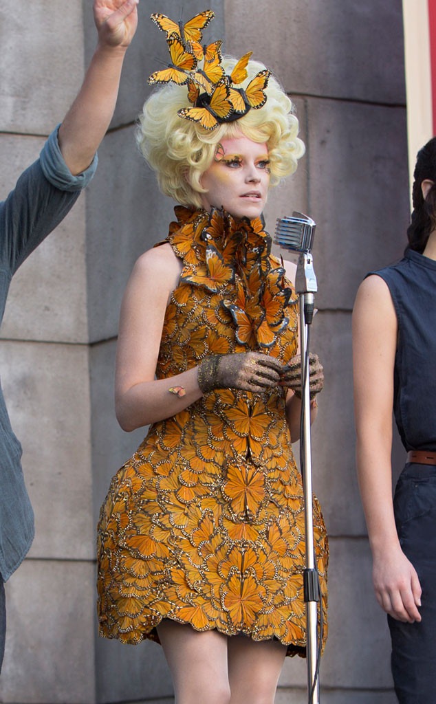 Elizabeth Banks' Crazy Catching Fire Butterfly Dress! E! Online